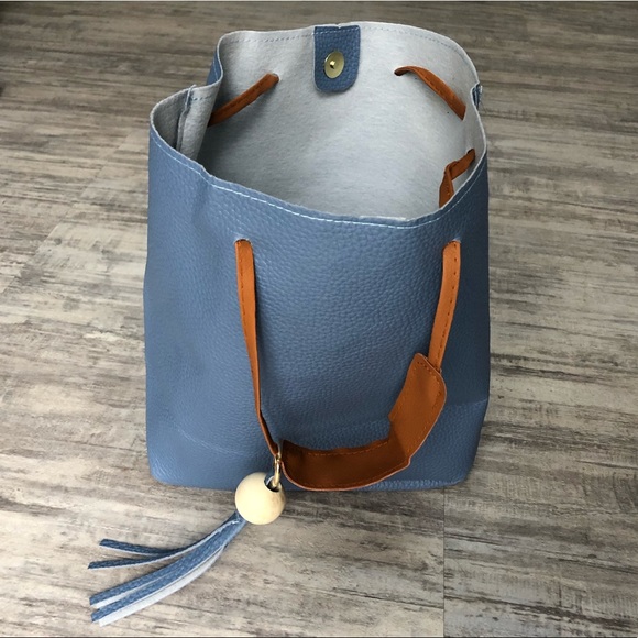 Faux Leather Bucket Bag Purse - Picture 4 of 8